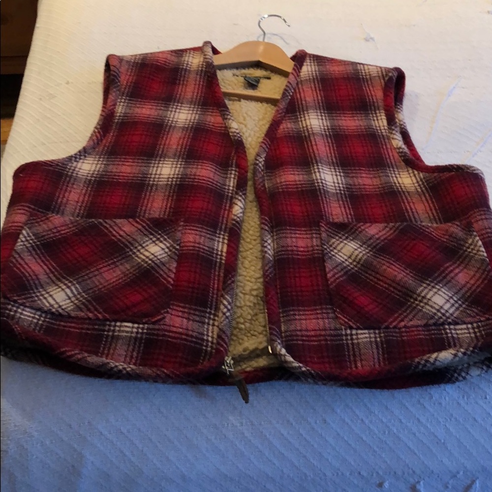 Mens vest size large